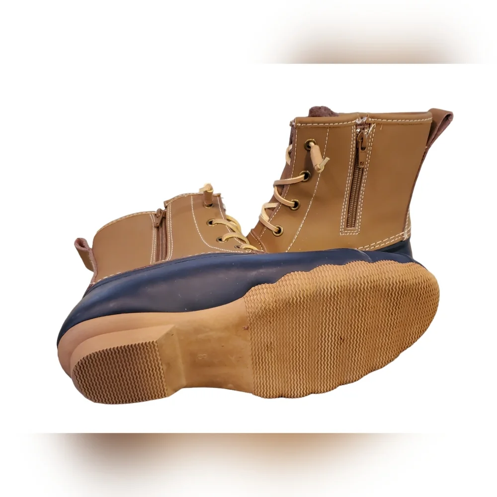 Serra Navy/Tan Rain Duck‎ Leather/Rubber Faux Fur Boots, 3M Thinsulate, Size 8